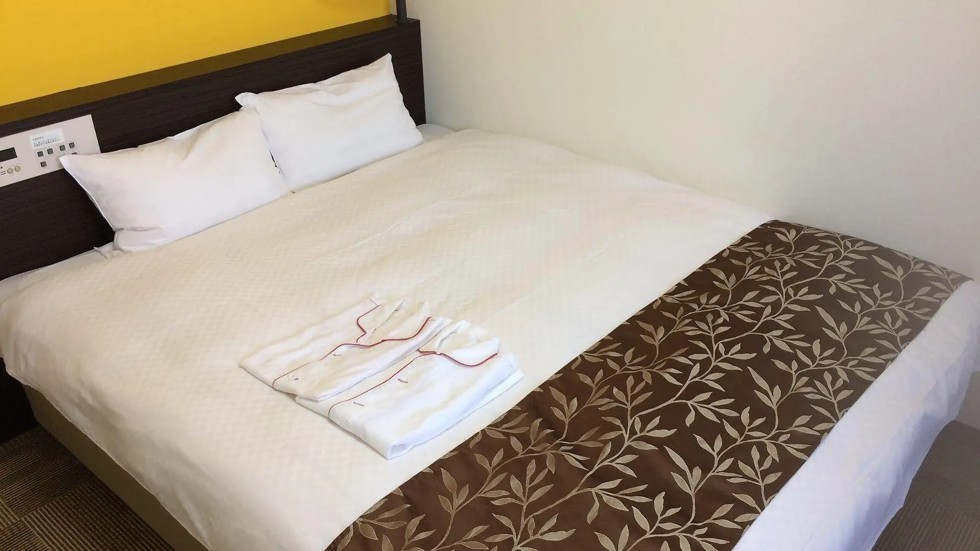 Hotel Wing International Shin-Osaka 3*, Osaka